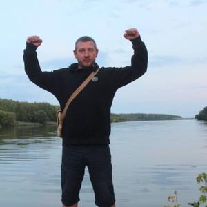 Парни в Кожве: Роман Бобков, 41 - ищет девушку из Кожвы