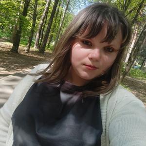 Девушки в Алексине: Елена, 25 - ищет парня из Алексина