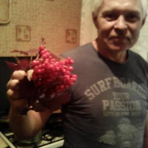 Парни в Пскове: Александр, 61 - ищет девушку из Пскова