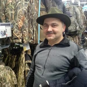 Парни в Ессентуках: Владимир, 53 - ищет девушку из Ессентуков