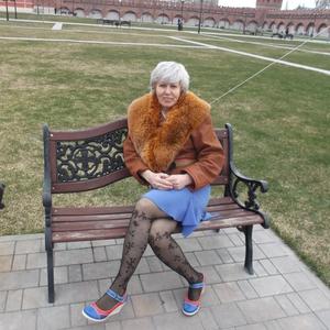 Девушки в Новомосковске: Мари, 58 - ищет парня из Новомосковска