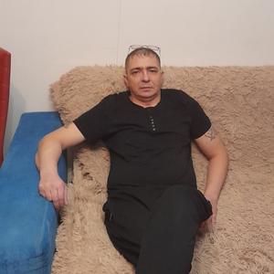 Виталий, 48 лет, Тюмень