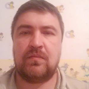 Парни в Гатчине: Денис Шемякин, 46 - ищет девушку из Гатчины