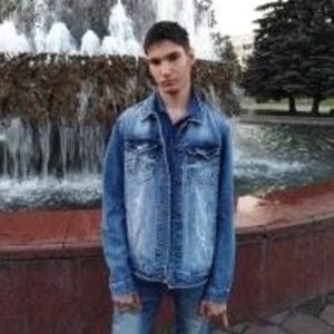 Парни в Новокузнецке: Александр Ягнюков, 26 - ищет девушку из Новокузнецка