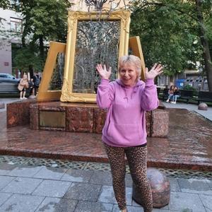 Девушки в Саранске: Любовь, 55 - ищет парня из Саранска
