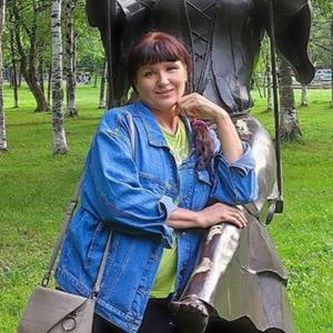 Девушки в Комсомольске-На-Амуре: Наталья, 54 - ищет парня из Комсомольска-На-Амуре