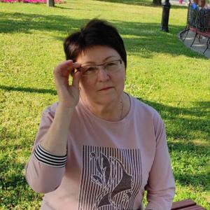 Юлия, 62 года, Урень
