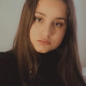 Девушки в Оренбурге: Диана, 22 - ищет парня из Оренбурга