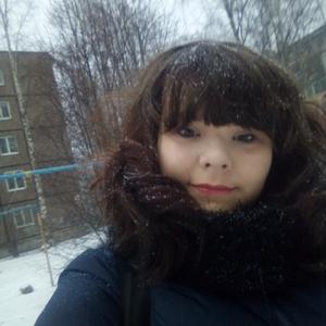 Девушки в Петрозаводске: Алина, 25 - ищет парня из Петрозаводска