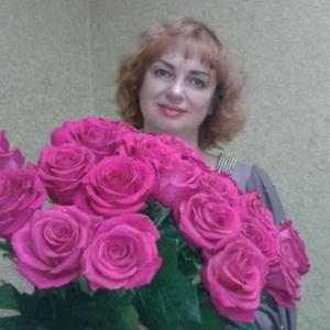 Девушки в Ульяновске: Светлана, 61 - ищет парня из Ульяновска