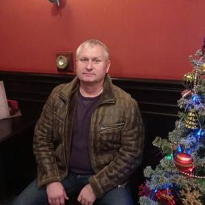 Парни в Волгограде: Алексей, 52 - ищет девушку из Волгограда
