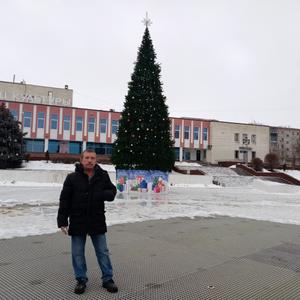 Парни в Волгограде: Михаил, 66 - ищет девушку из Волгограда