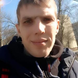 Yurii, 31 год, Poznan