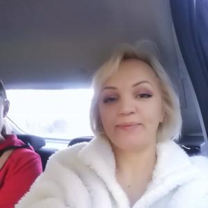 Девушки в Челябинске: Юлия, 42 - ищет парня из Челябинска