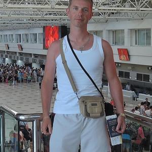 Юрий, 43 года, Минск