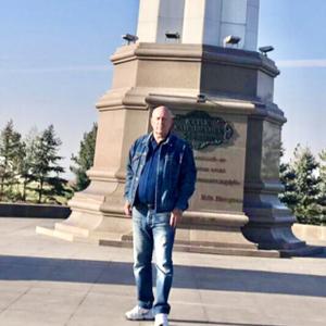 Парни в Северске: Сергей, 69 - ищет девушку из Северска