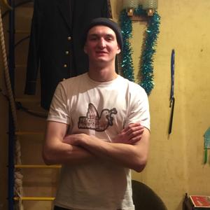 Павел, 25 лет, Москва