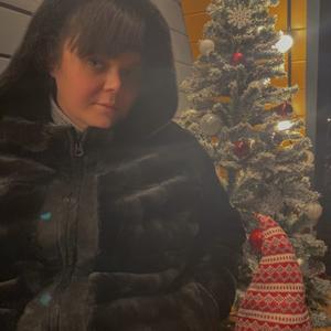 Девушки в Оренбурге: Виктория, 37 - ищет парня из Оренбурга