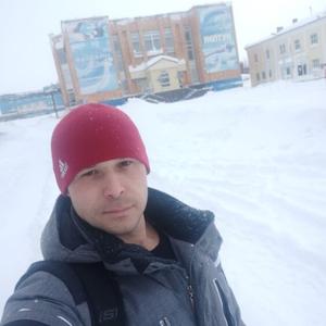 Парни в Дивноморское: Юрий, 38 - ищет девушку из Дивноморское