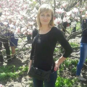 Девушки в Киеве (Украина): Оксана, 44 - ищет парня из Киева (Украина)