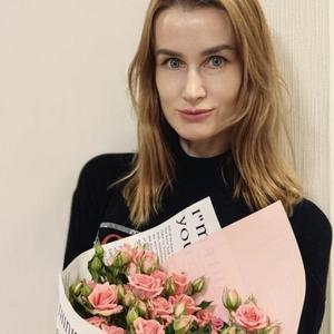 Yulia, 42 года, Санкт-Петербург