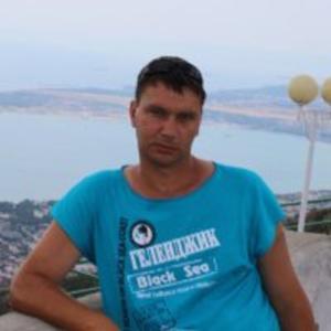 Парни в Южно-Сахалинске: Максим Трубин, 44 - ищет девушку из Южно-Сахалинска
