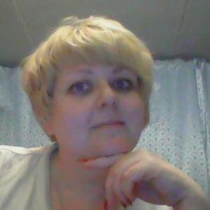 Девушки в Сызрани: Елена, 48 - ищет парня из Сызрани