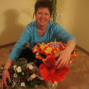 Светлана, 57 лет, Новосибирск