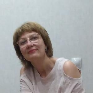 Лариса, 68 лет, Пермь