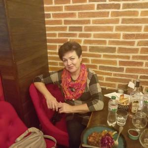Девушки в Кореновске: Марина, 58 - ищет парня из Кореновска