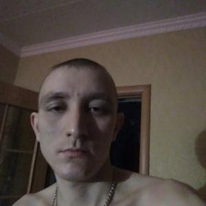 Дмитрий, 37 лет, Усинск