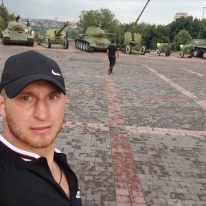 Парни в Донецке: Иван, 31 - ищет девушку из Донецка