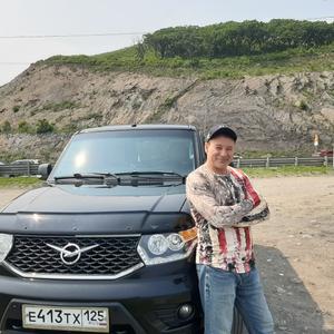Василий, 45 лет, Владивосток