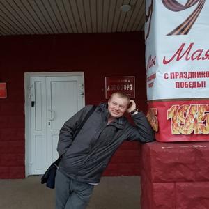 Парни в Усинске: Олег, 49 - ищет девушку из Усинска