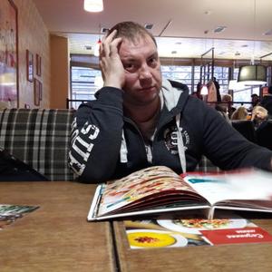 Парни в Ижевске: Дмитрий, 44 - ищет девушку из Ижевска