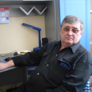 Виктор, 67 лет, Новосибирск