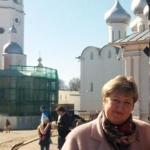 Девушки в Вологде: Наталья, 60 - ищет парня из Вологды