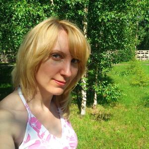 Девушки в Петрозаводске: Анастасия Давыдова, 49 - ищет парня из Петрозаводска