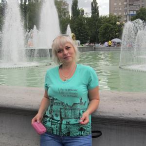 Девушки в Липецке: Лариса, 47 - ищет парня из Липецка