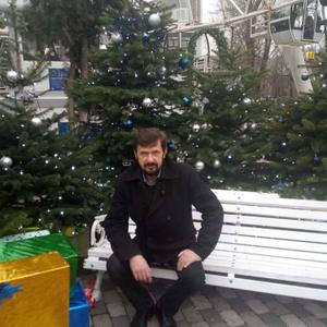 Виктор, 61 год, Ростов-на-Дону
