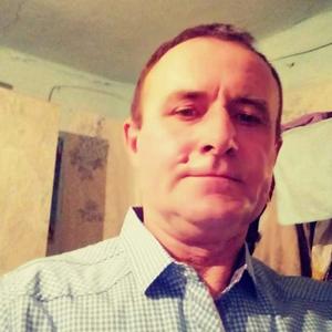 Парни в Бийске: Александр, 59 - ищет девушку из Бийска