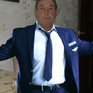Парни в Казани (Татарстан): Альберт, 61 - ищет девушку из Казани (Татарстан)