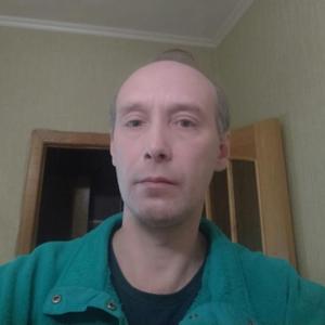 Илья, 47 лет, Краснодар