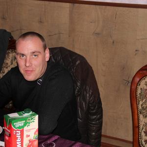 Олег Васильев, 39 лет, Владивосток