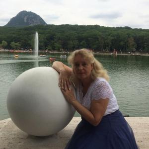 Девушки в Ижевске: Ольга, 53 - ищет парня из Ижевска