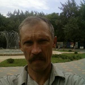 Парни в Азове: Сергей, 62 - ищет девушку из Азова