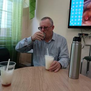 Парни в Омске: Владимир Новинский, 60 - ищет девушку из Омска
