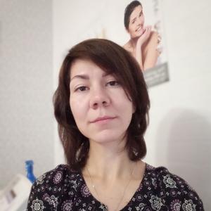 Девушки в Перми: Елена, 36 - ищет парня из Перми
