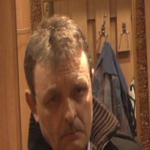 Парни в Заозерске: Виталий, 63 - ищет девушку из Заозерска
