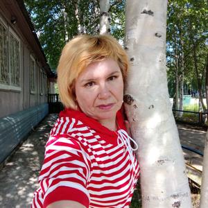 Девушки в Сургуте (Ханты-Мансийский АО): Гульнара, 60 - ищет парня из Сургута (Ханты-Мансийский АО)